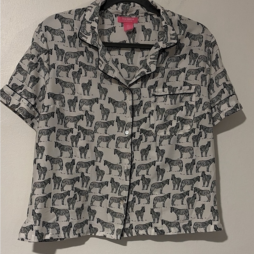 Isaac Mizrahi Sleepwear Black and White Zebra Animal Print Pajama Top Medium